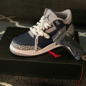 Air Jordan retro 3 “Georgetown” “midnight navy”